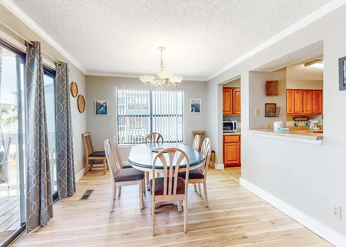 Holiday home Bright & Beautiful With Shared Pool Boat & Fishing Pier Balcony Ac Gulf Shores