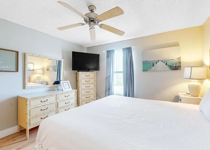 Holiday home Bright & Beautiful With Shared Pool Boat & Fishing Pier Balcony Ac Gulf Shores