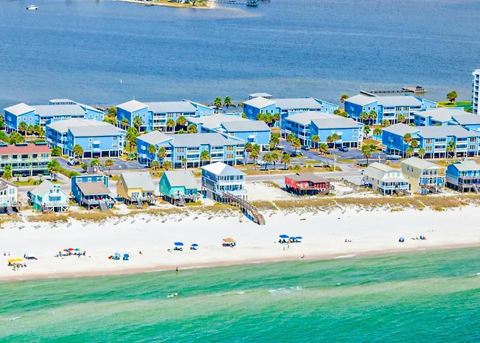 Bright & Beautiful With Shared Pool Boat & Fishing Pier Balcony Ac