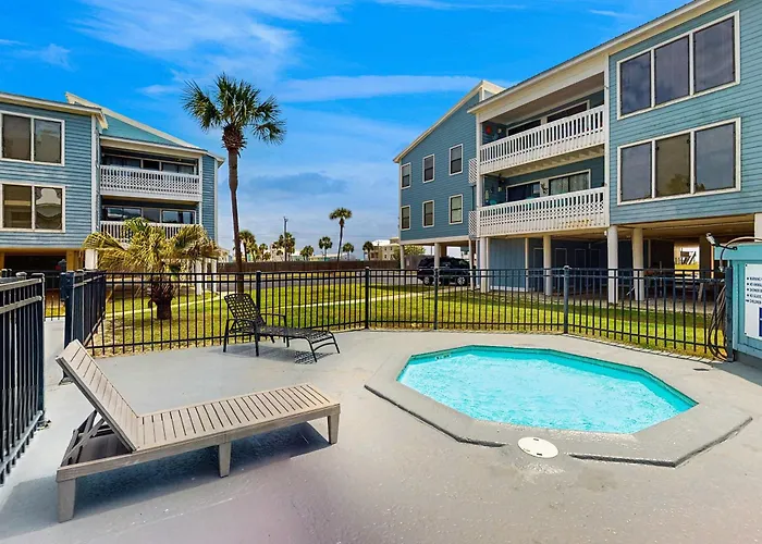 Holiday home Bright & Beautiful With Shared Pool Boat & Fishing Pier Balcony Ac *